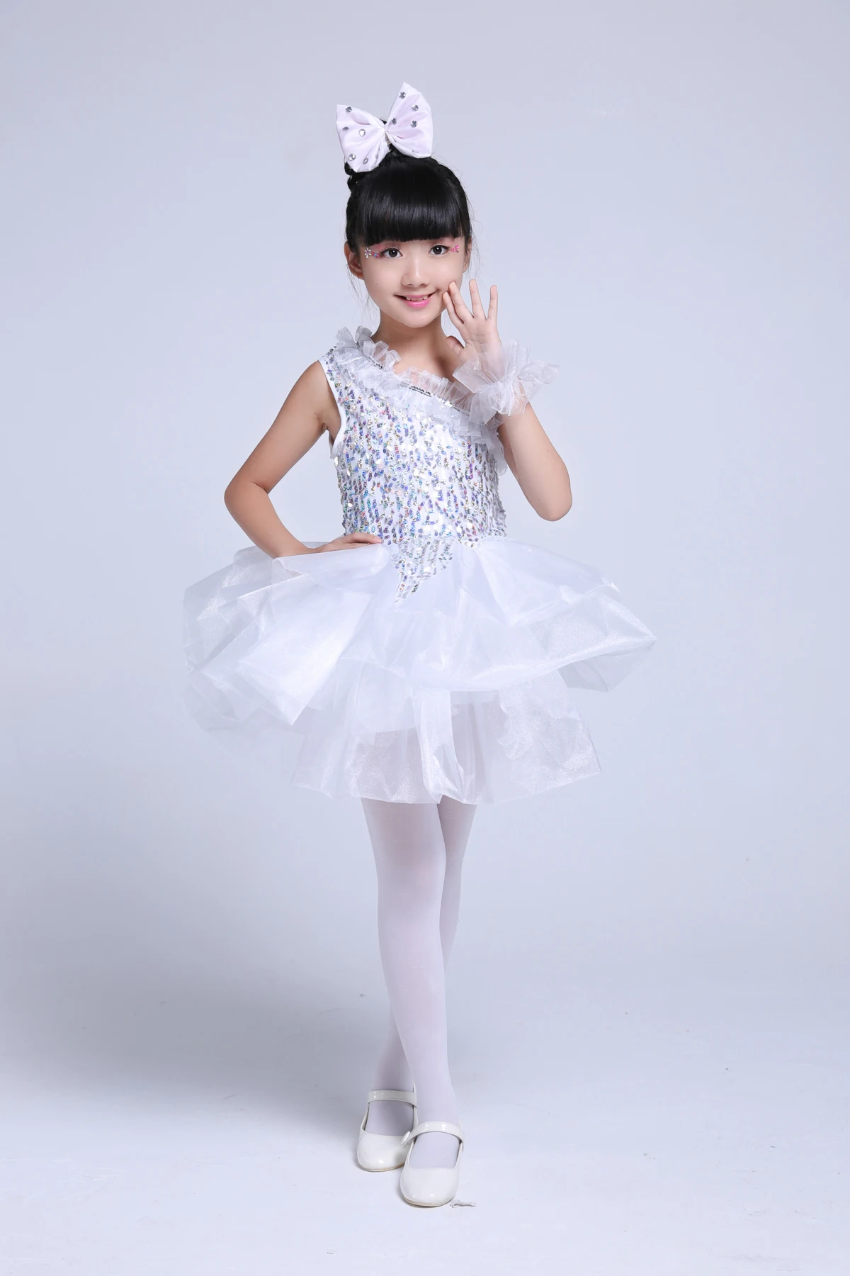 

The new children's dance dress girl kindergarten Sequin princess skirt dress girl dance skirt