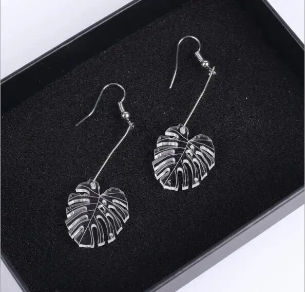 2017 new fashion simple style clear and green acrylic leaf dangle earrings for men women party club jewelry plant leaves earring | Украшения