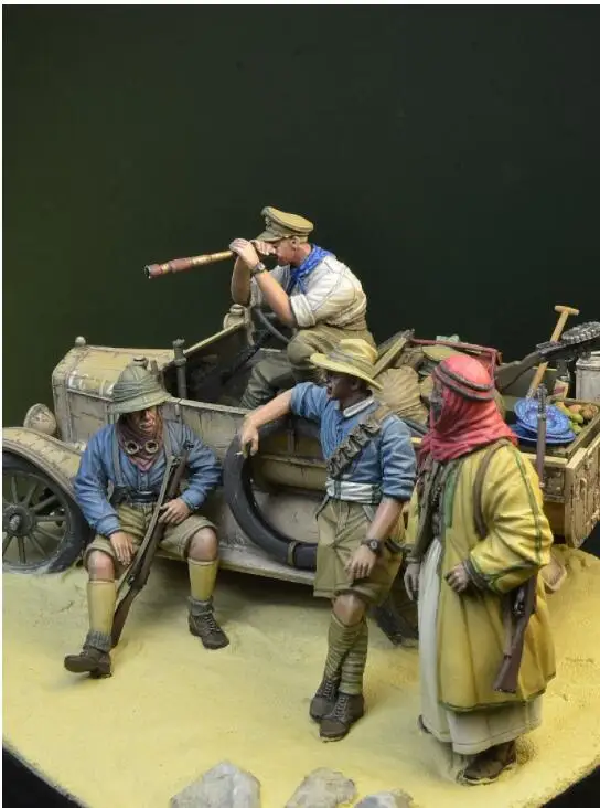 Масштаб 1/35 Неокрашенная фигурка из смолы 4 фигурки и аксессуары для колесиков