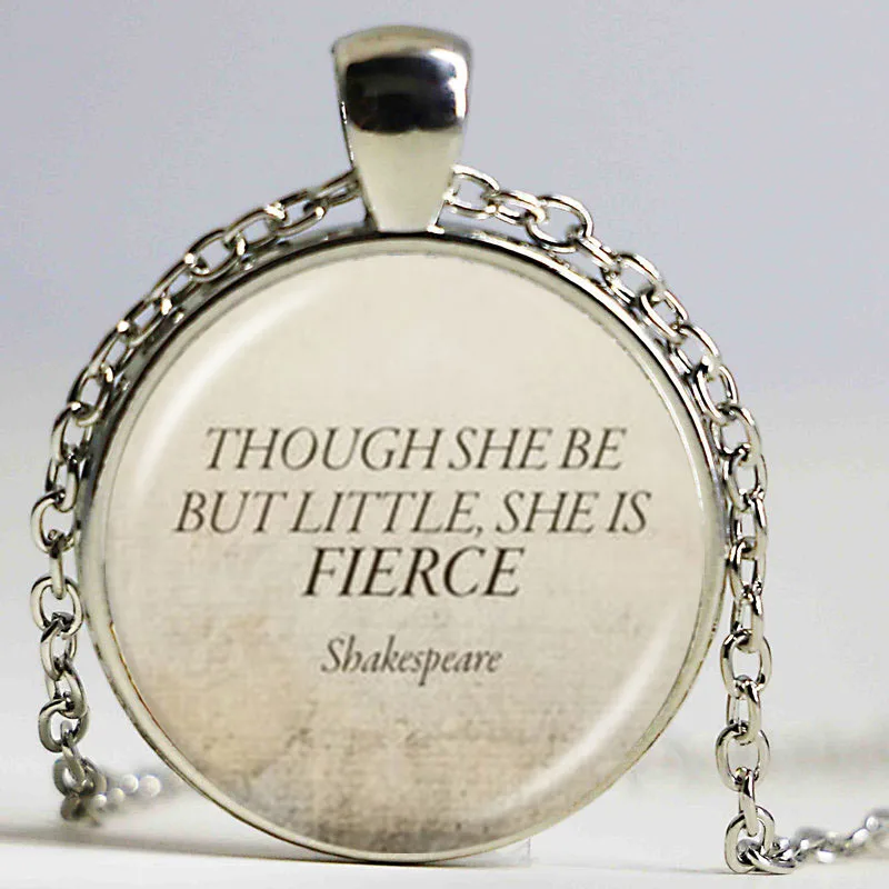 Цитата Шекспира ожерелье очаровательные ювелирные изделия хотя она и быть