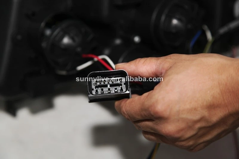 Для BMW E90 330I 320I 318i светодиодные фары ангельские глазки с комплектом HID JY 2005-2008 года |