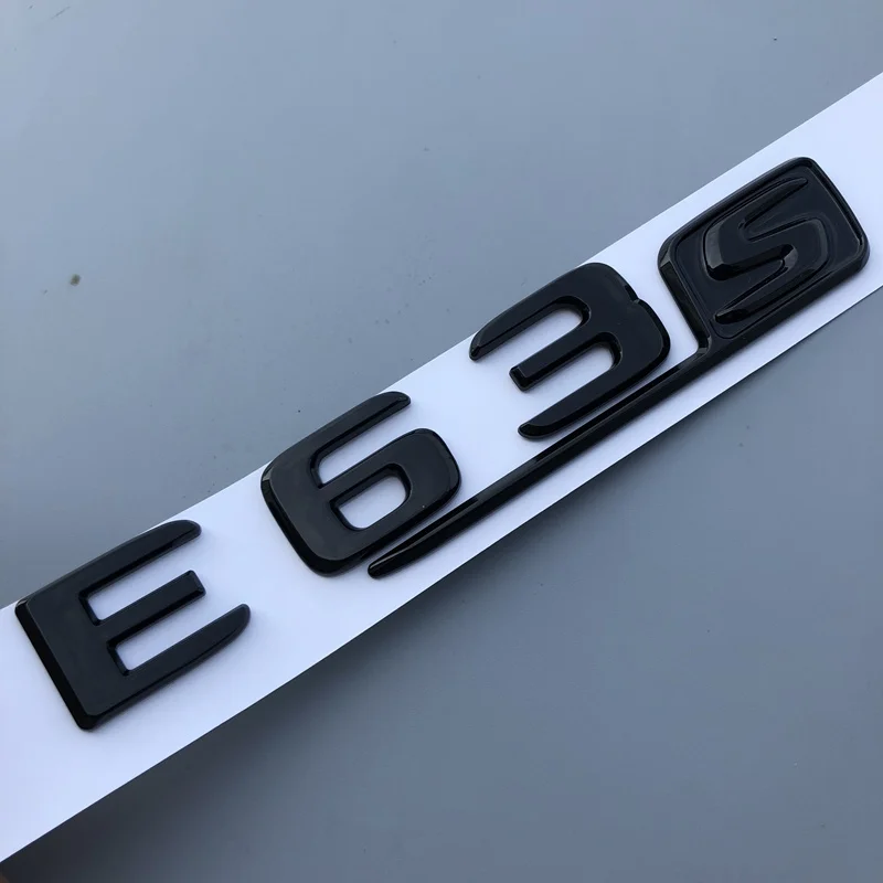 glossy black E63S Длинные буквы R S Эмблема для Mercedes Benz AMG GTR C63S E63S GLC63S GLE63S Эмблема для стайлинга автомобилей Наклейка на багажник черный красный серебристый - Цвет: glossy black E63S