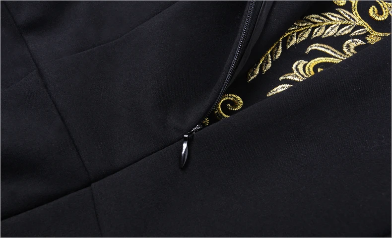 Женское платье SHTONGHUA черное стрейчевое с длинным рукавом и золотым принтом для