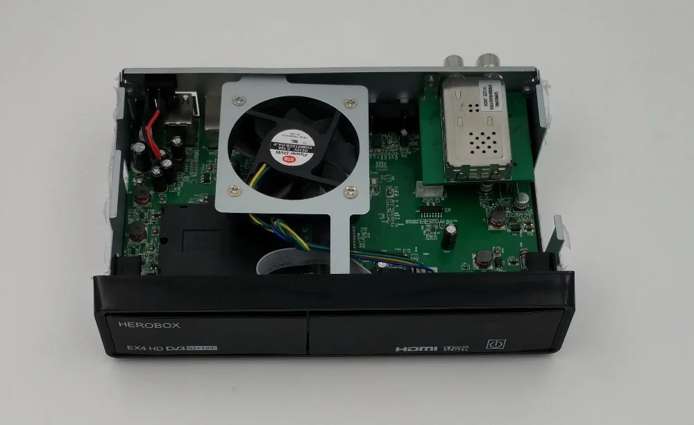 Herobox EX4 Поддержка HD DVB-S2 + T2/c спутниковый ресивер с WiFi BCM7362 751 мГц двухъядерный |