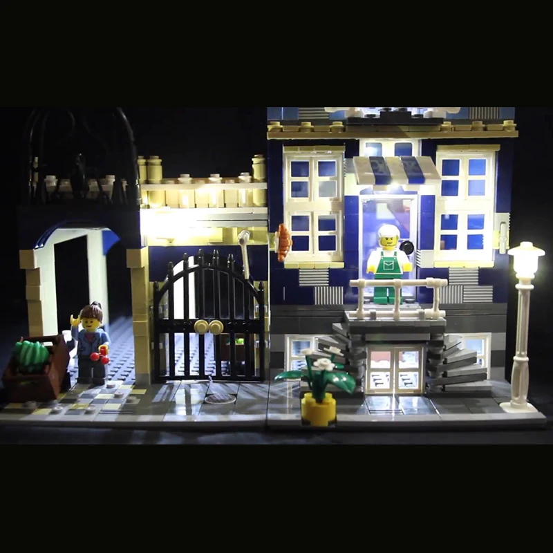 Светодиодный светильник для конструктора Lego 10190 совместимый с 15007 маркетом
