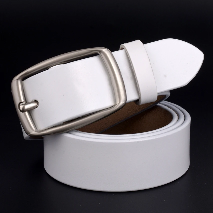 Ремень женский классический из натуральной кожи с классической пряжкой |