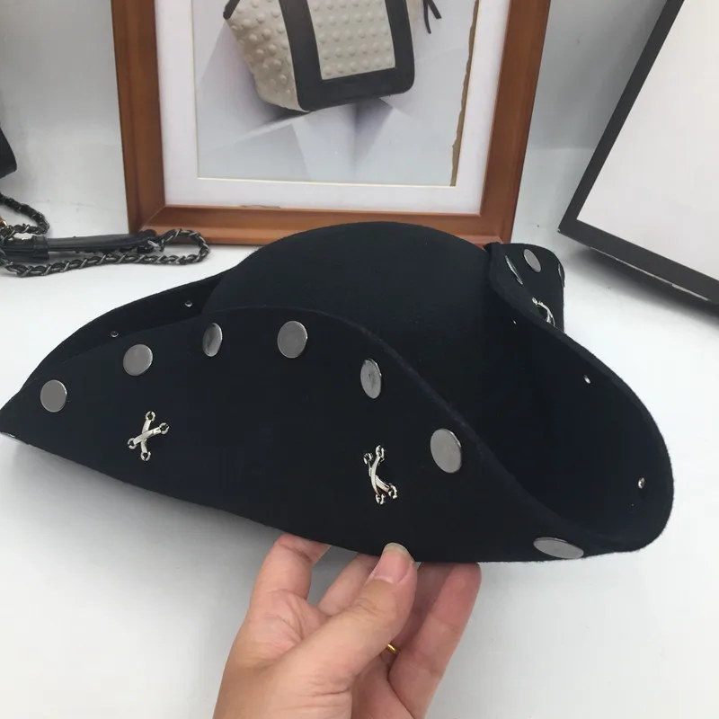 Fashion Leisure Stage Performance Tricorn Wool Cap for Men and Women Pirates Hat Magic Cos Props