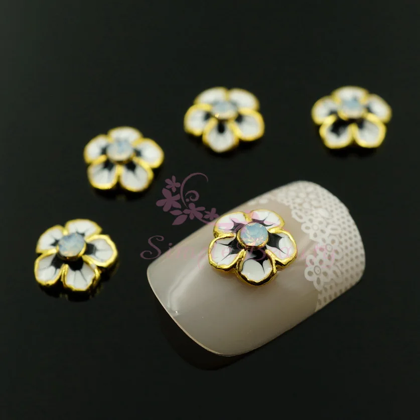 Стразы из белого опала с пятью лепестками 20 шт./лот золотистые металлические