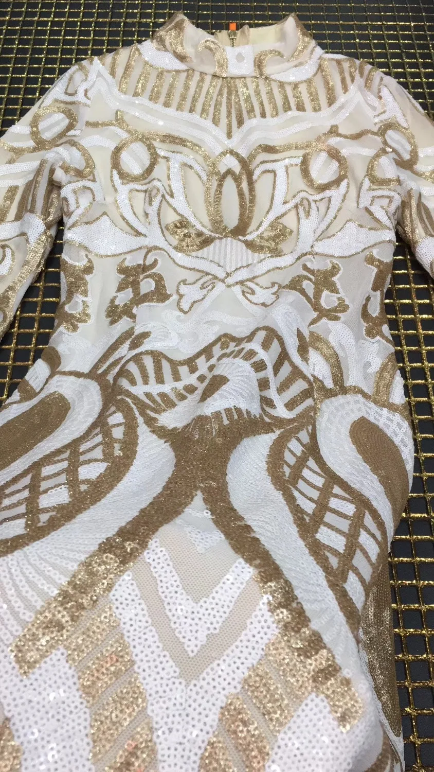 Высококачественное Золотое мини-платье с длинным рукавом модное вечернее