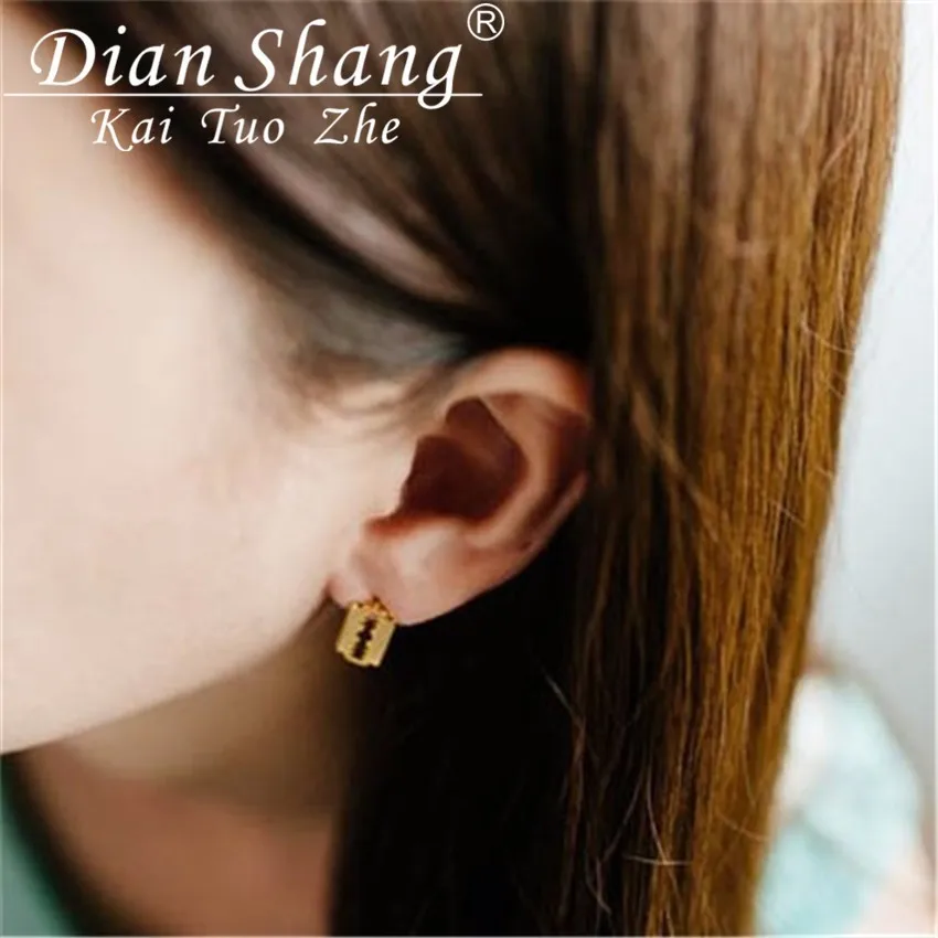 Серьги 2017 г. гвоздики в стиле панк бритва из нержавеющей стали серьги лезвия