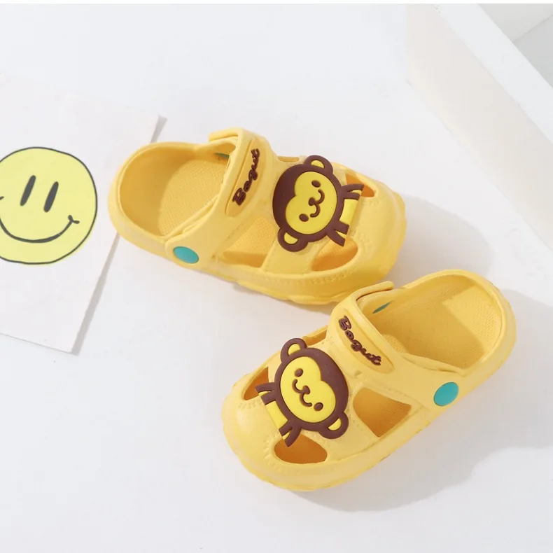 summer Children boys girls EVA Slippers five star Non-slip beach hole shoes different styles 140-180 XQ01