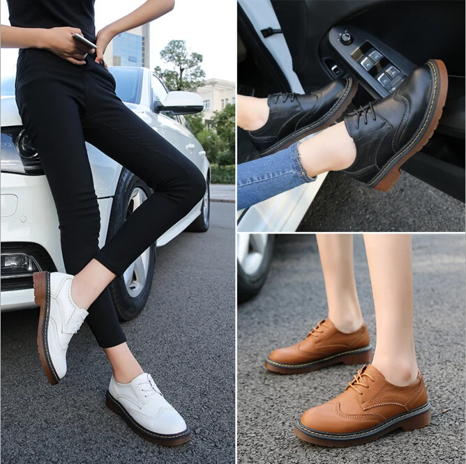 Винтажная обувь женская с перфорацией типа броги на плоской подошве со шнуровкой