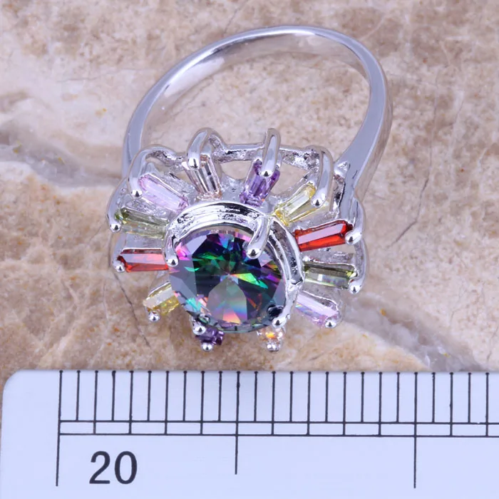 Женское серебряное кольцо с гладким радужным фианитом размеры 6 / 7 8/9 E781 |