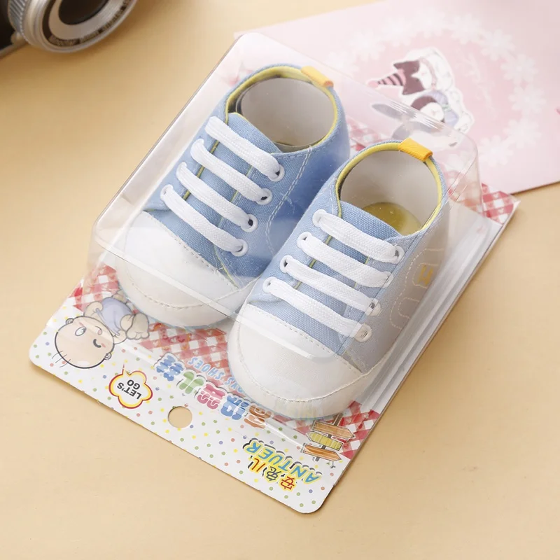 Новые весенние милые однотонные парусиновые сникерсы на мягкой подошве для