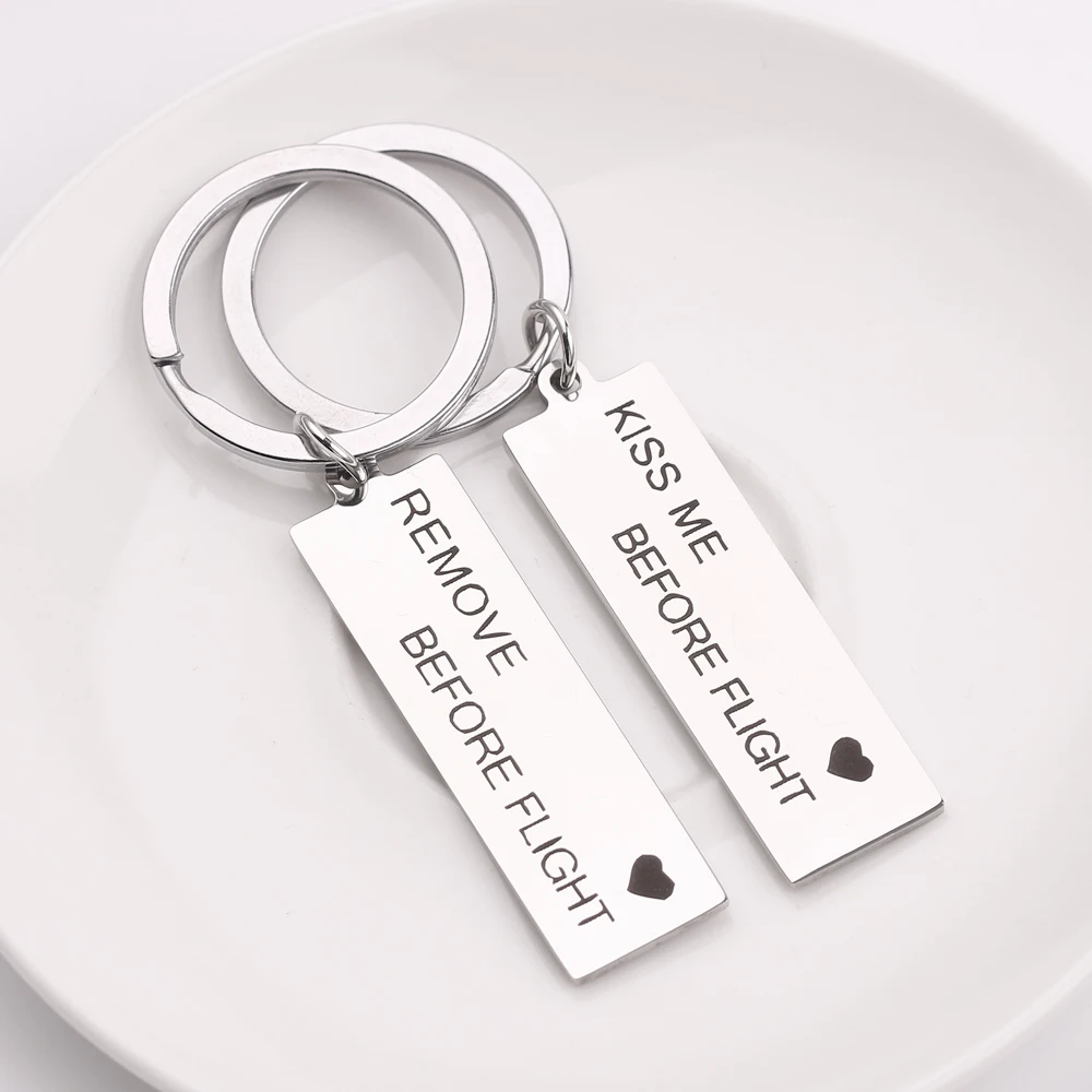 Модный гравировальный Поцелуй меня перед полетом брелок воздушный кулон самолет
