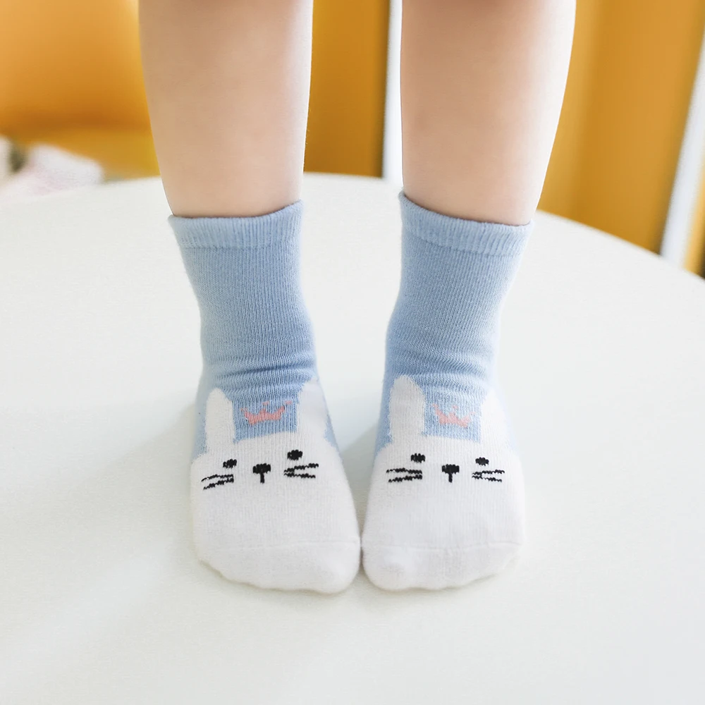 5 пара/лот, 7 видов, стильные хлопковые детские Носки с рисунком Kawaii Дышащие Детские носки для мальчиков и девочек подходит для От 1 до 12 лет