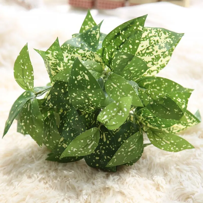 

5PCS Green Fake Grass Artificial Plants for Dest Home Decoration Wedding Plastic Artificial Flower Rattan Evergreen