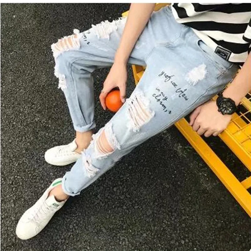 

WholeTide Nice New Hole Cowboy Cultivate one's Morality men's Trousers Waist And Feet Nine Minutes Of Pants