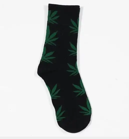 black green Хлопковые носки с принтом больших букв V и друзей для мужчин и женщин, зимние носки Kanye west, хип-хоп, ulzzang, крутые носки для скейтборда - Цвет: black green