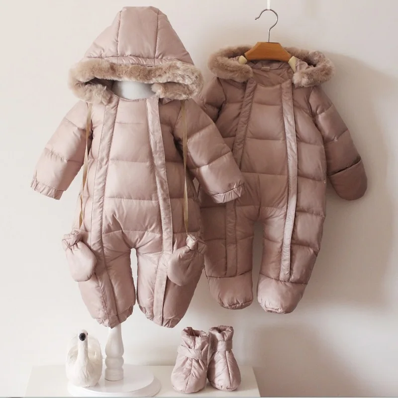 new color Детские зимние куртки для новорожденных Модный зимний комбинезон для новорожденного мальчика, 90% утиного пуха, пальто с обувью и перчатками, зимняя одежда для девочек - Цвет: new color