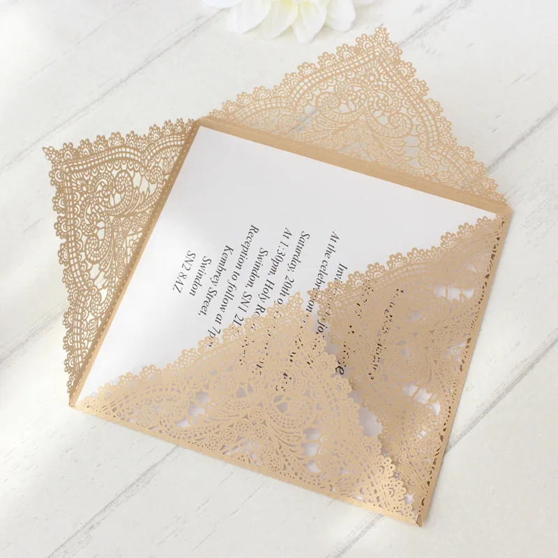 Пригласительная бумага цвета слоновой кости королевская лазерная резка