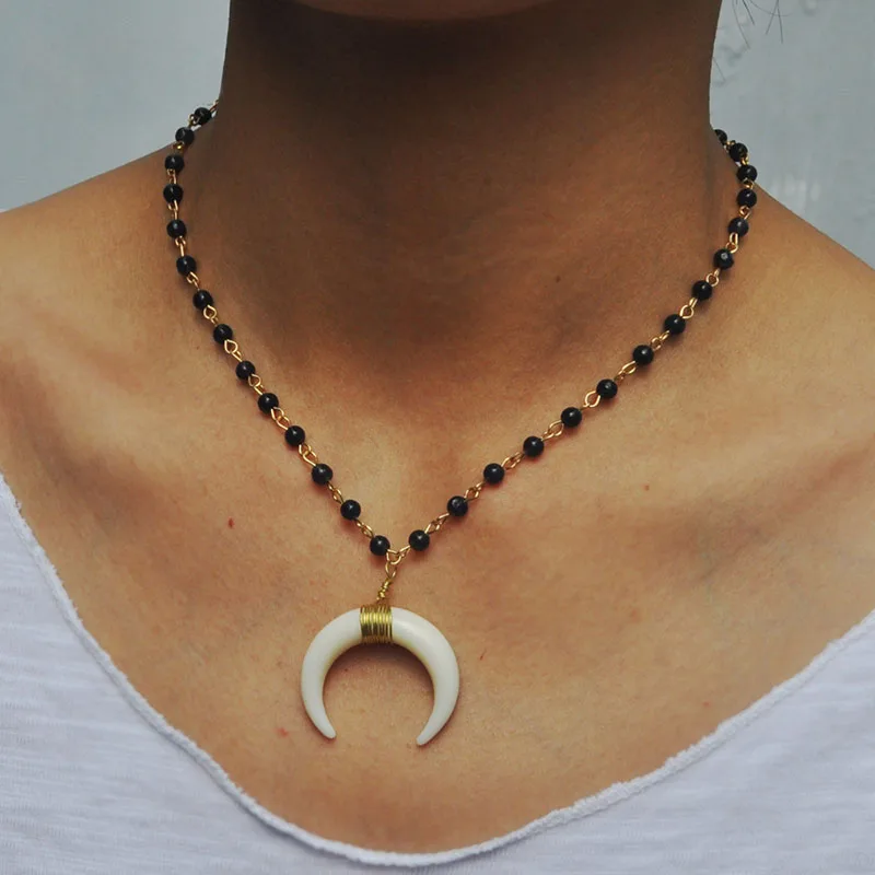 Богемский Стиль Смола бык рога Полумесяца ожерелья с кулонами в виде Луны для