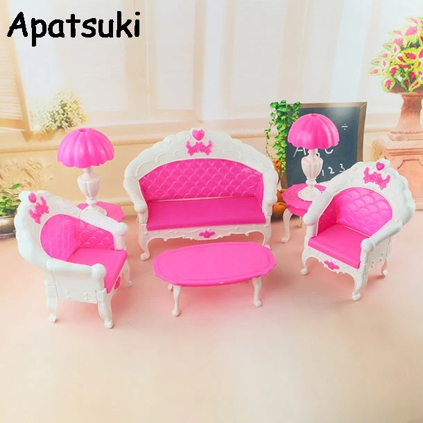 1/6 Dollhouse Furnitures Plastic Vintage Sofa For Barbie Doll Couch Desk Lamp For Monster High 6 Items/Set Girl Birthday Gift
