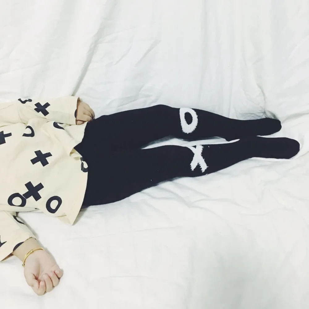 Fashion Style Black White XO Pattern Baby Tights Grils Warm Spring&ampAutumn Suit for baby 0-5T | Мать и ребенок