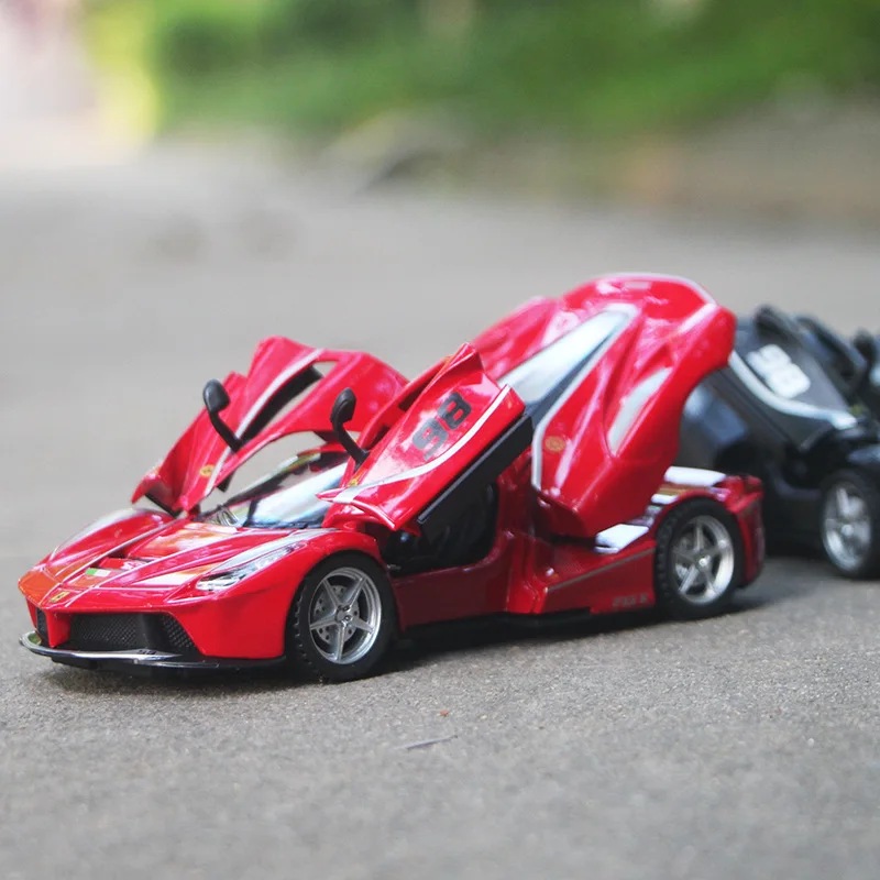 1:32 diecast alloy car model simulation FXX K sports children's toy sound and light pull back kids ornament gift | Игрушки и хобби