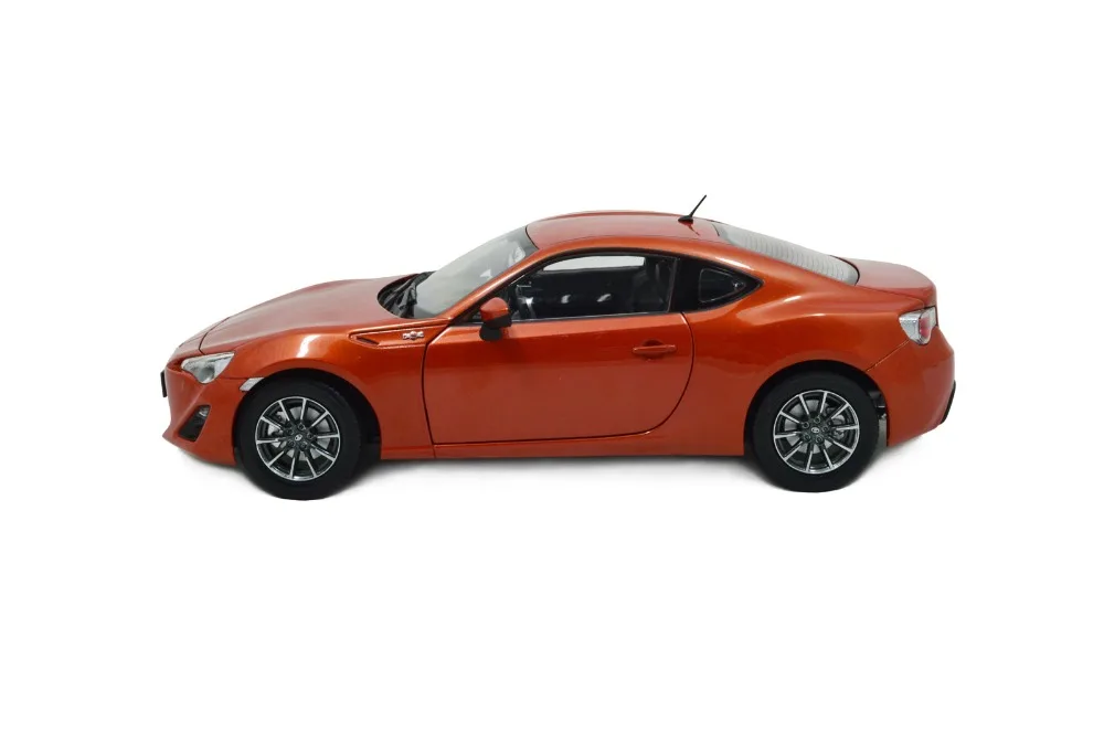 1/18 1:18 1 18 масштаб Тойота GT86 2013 статическое моделирование Литой Сплав модель