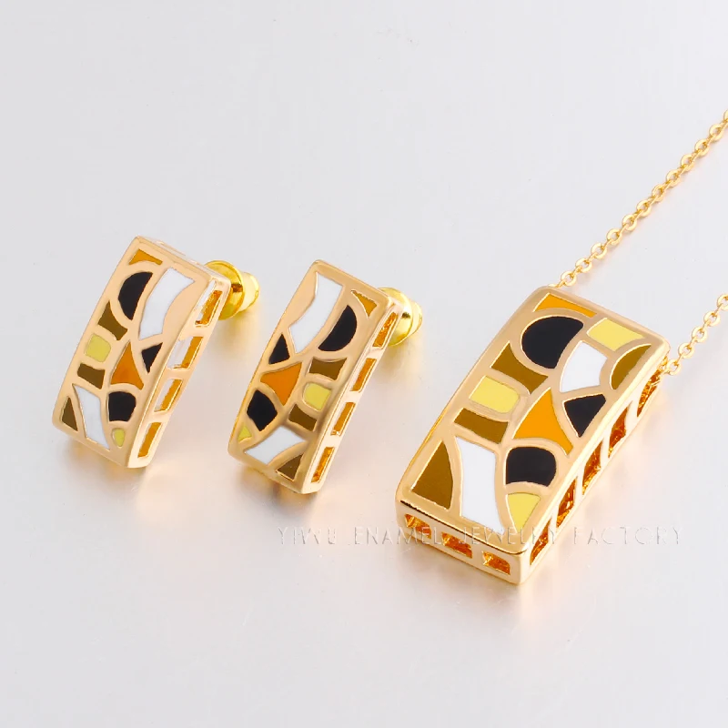 Женский ювелирный комплект новый брендовый эксклюзивный кулон/серьги с красивой