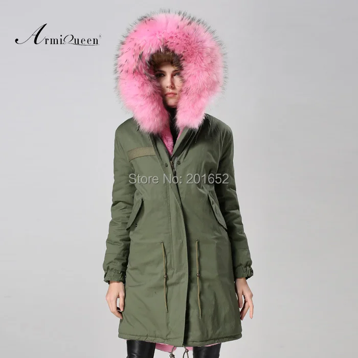 Женская уличная парка с мехом енота на капюшоне | одежда