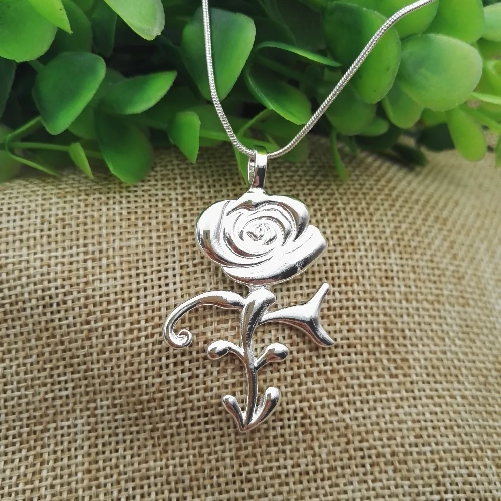 Сверхредкое ожерелье с символом розы принца отличный подарок для любого фаната