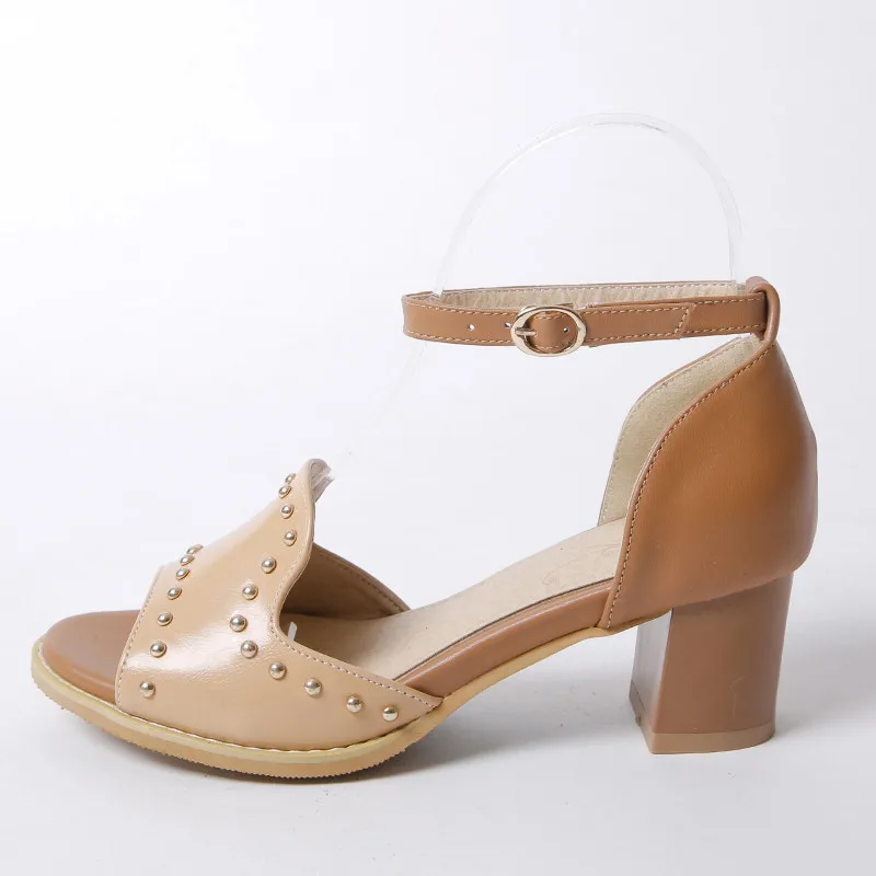 Женские босоножки с заклепками большие размеры 25-62 | Обувь