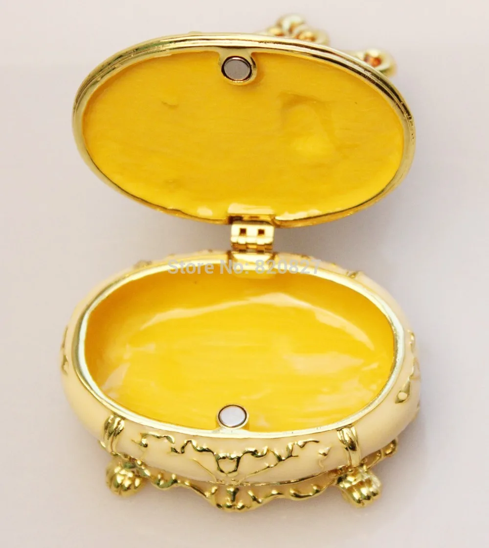 Vintage Treasures Dresser Trinket Box in Dressing Table Shaped  Keepsake Box Retro Vintage Crafts Gifts for Women