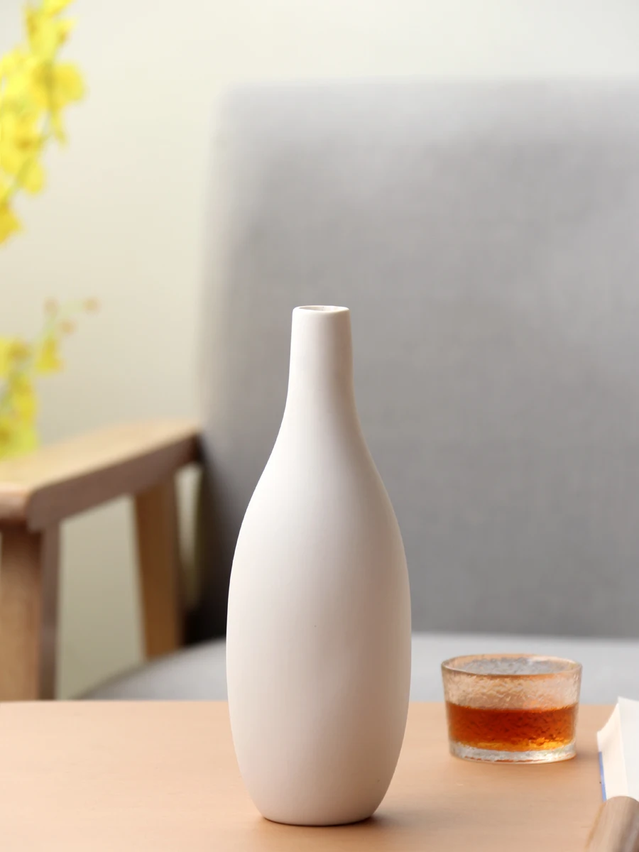 

Simple Creative Accessories Small White Handicraft Ceramic Vase Ornaments