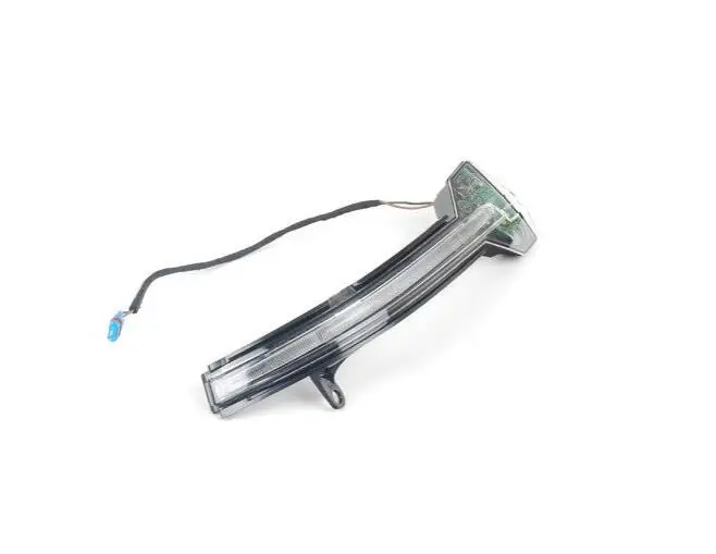 Указатель поворота для правого зеркала BMW 5 6 7 Series LCI F10 F06 F12 F13 F01 528i 640i 730i