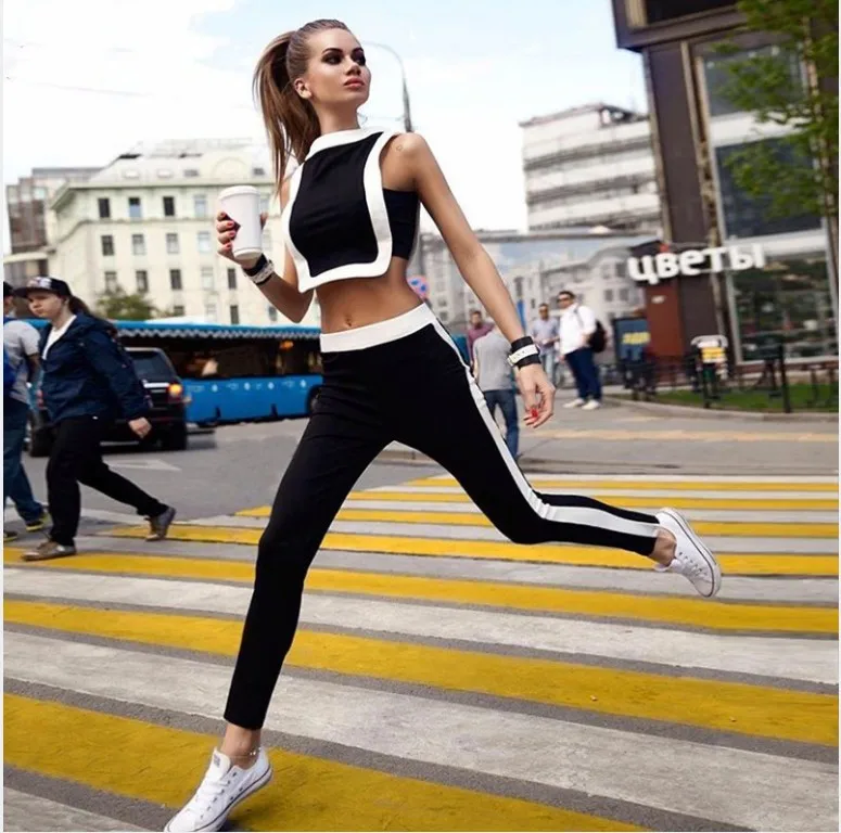 New 2018 Women Yoga Sets Tracksuit Running Kit Workout Costume Female Fitness Sportswear Set Sleeveless Gym Sport Clothes |