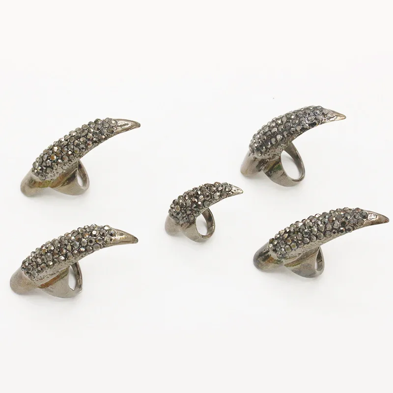 

Five Fingers Kinds Full Shiny Crystal Eagle Claw Shape Gun Black Golden Vintage Rings For Women Men