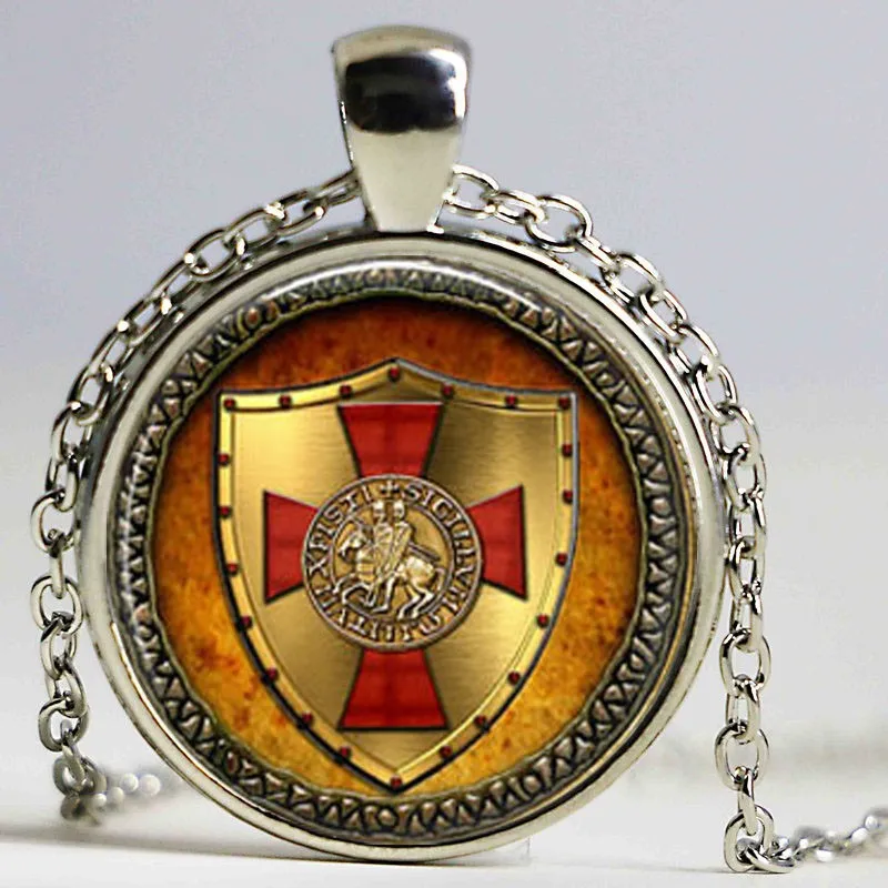 

1pcs The Knights Templar pendant jewelry Glass Cabochon Necklace