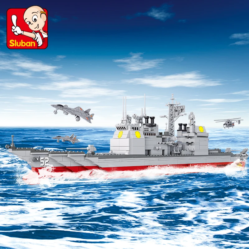 Конструктор Sluban WW2 военный лодочный круизер 883 шт. развивающие кирпичи игрушка