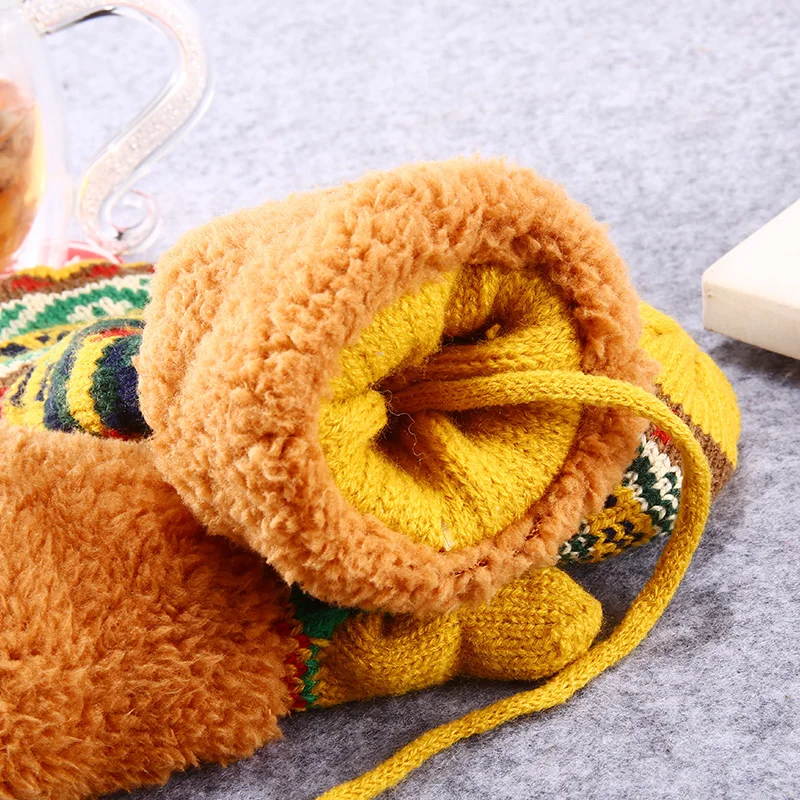 Лидер продаж модные зимние теплые варежки в виде снежинок перчатки милые детские