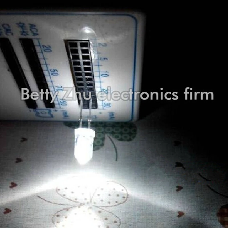 

200PCS/LOT F5 5mm LED light-emitting diode white light mist