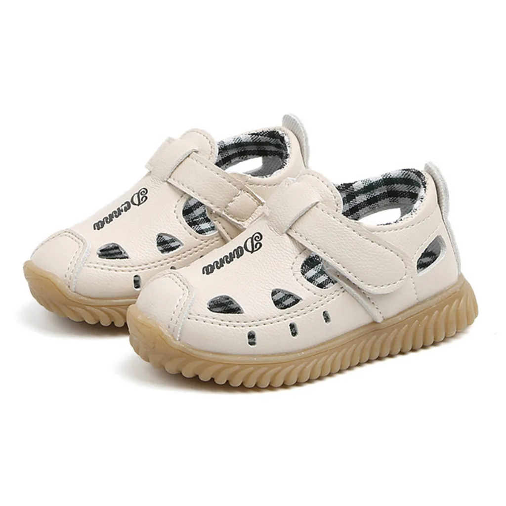 Пляжные сандалии для маленьких мальчиков; кроссовки для детей; zapatillas bebe deportiva; повседневные тонкие туфли с надписью; tenis infantil