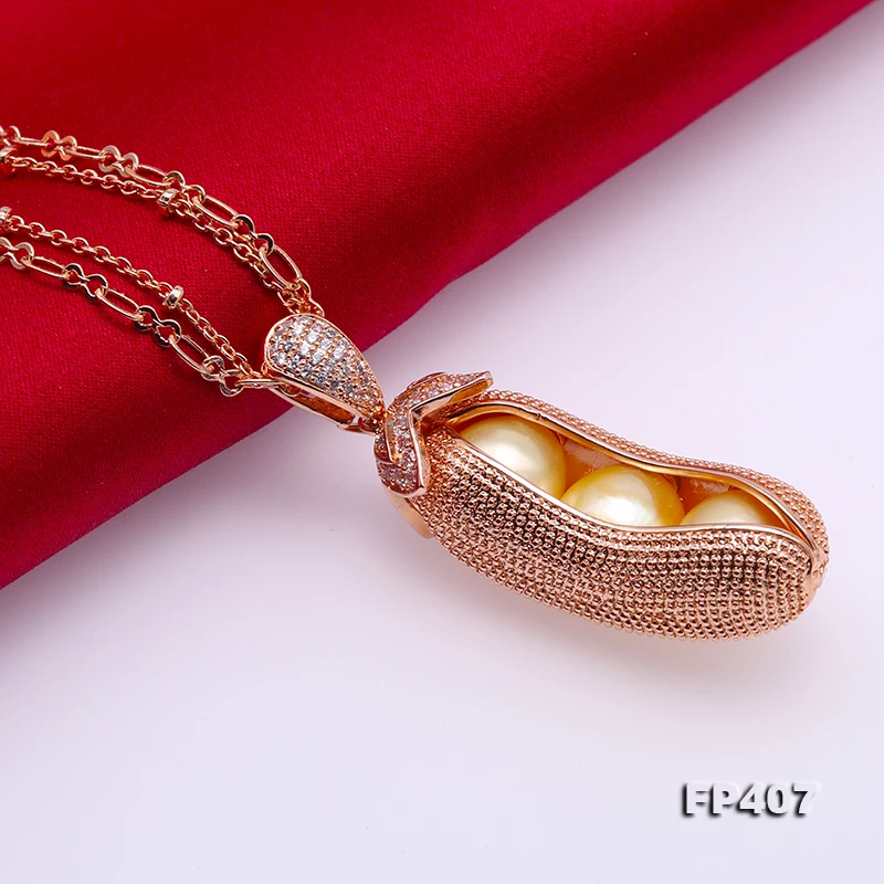 Pea Pod Pendant Perfect 10.5mm Gold Round Freshwater Pearl Necklace | Necklaces
