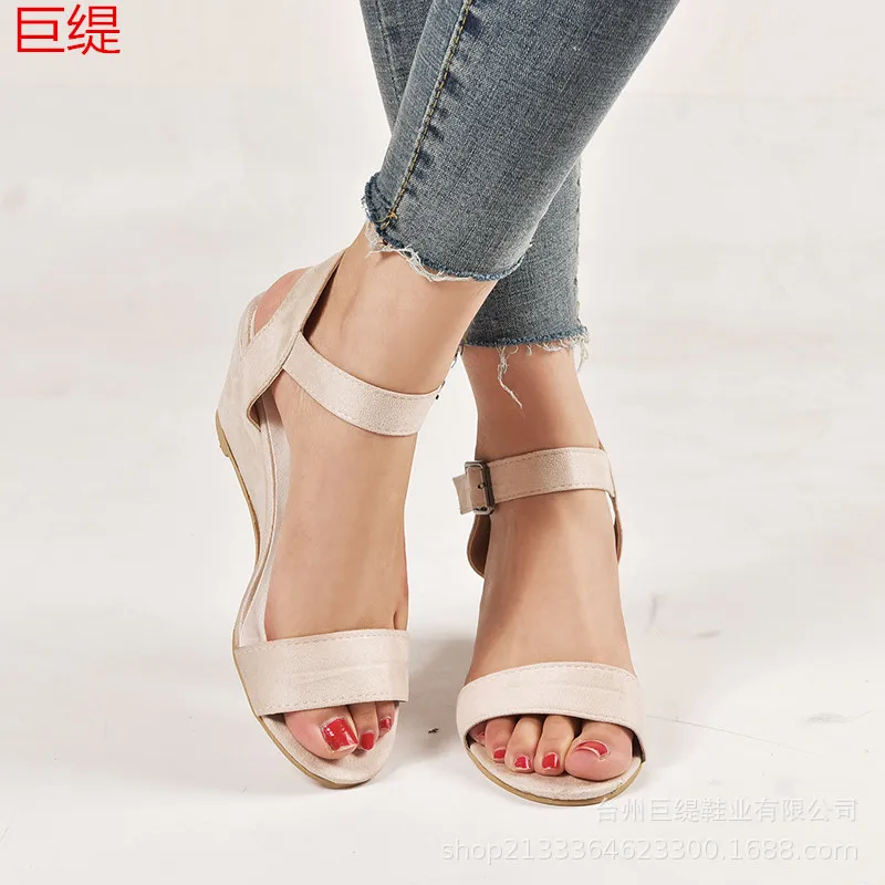 Ladies Slip-on Flat Sandals Women Sandalias Women Sandals Summer Female Shoes Cross Strap Wedge Comfortable Sandals - Цвет: beige
