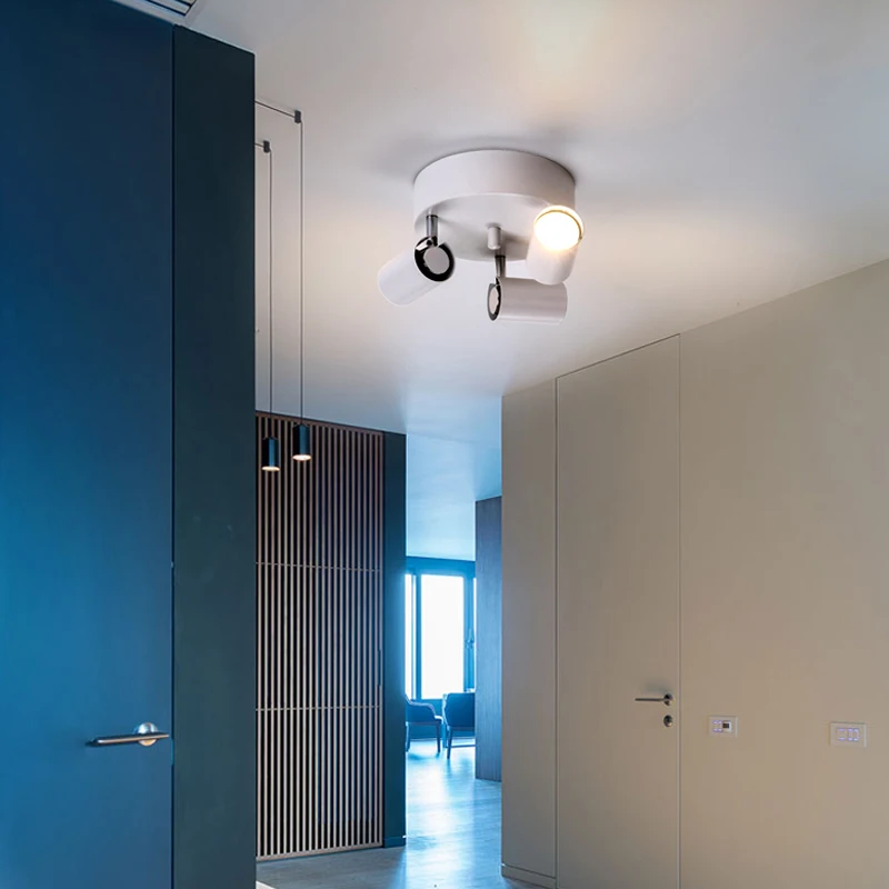 Регулируемый светодиодный потолочный светильник с 3 головками вращающийся