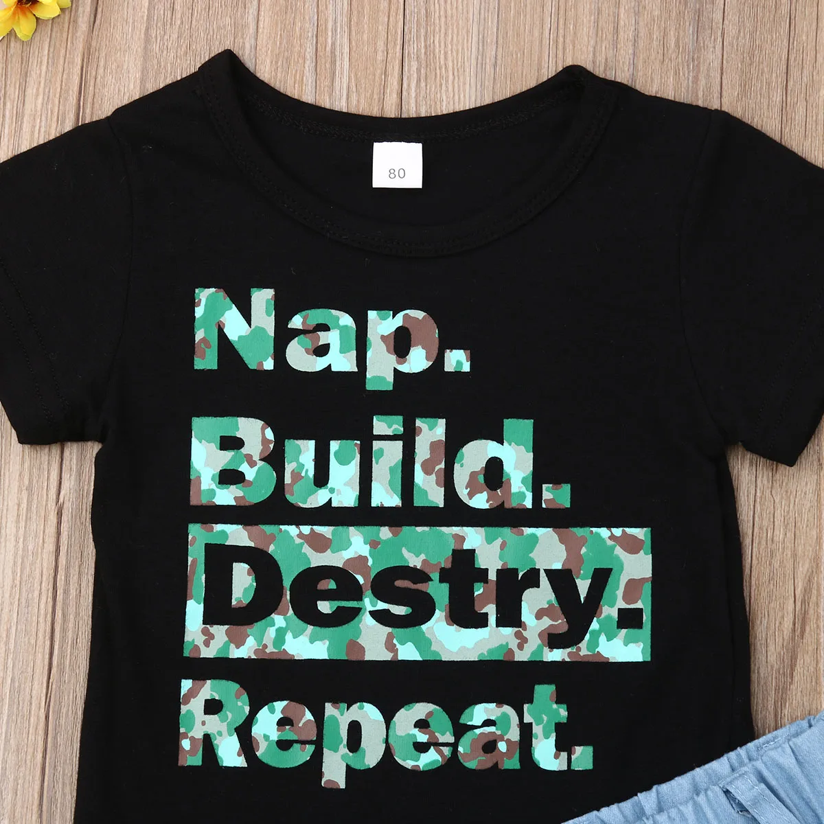 Комплект одежды из 2 предметов для маленьких мальчиков камуфляжная футболка с