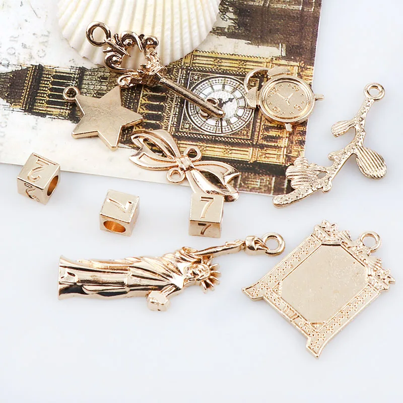 Винтажная Смешанная форма античный Золотистый металлический полый каркас клей