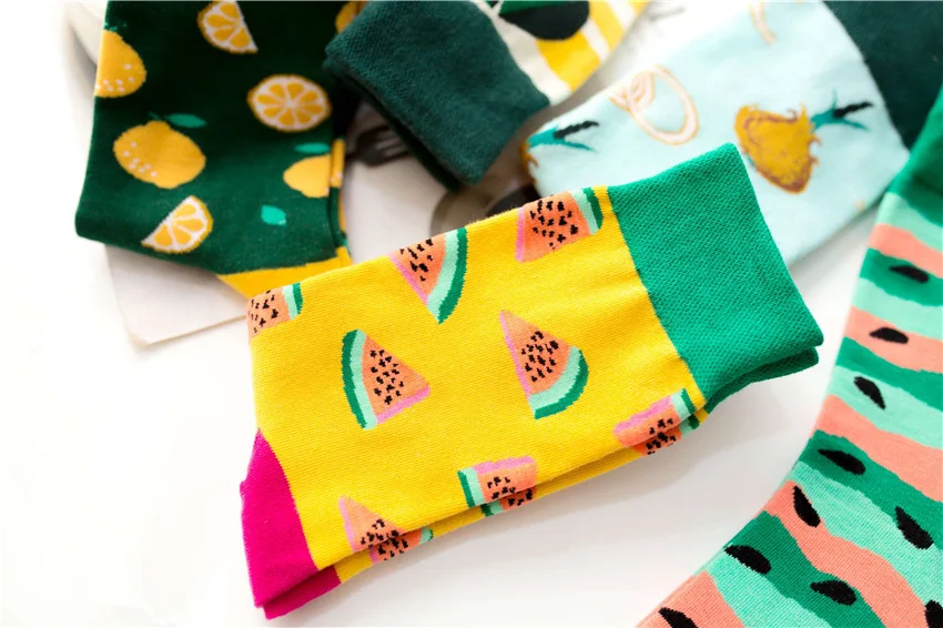 New Unisex Men Women Art Painting Fruit Socks Cotton Fashion Socks Winter Warm Crew Socks Harajuku Funny Socks Cute High Hosiery